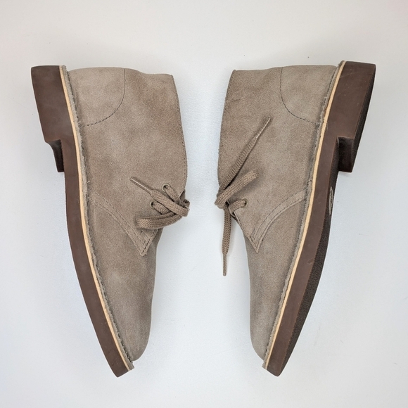 Clarks Acre Bridge taupe suede desert ankle boots lace up womens size 6.5 - Picture 2 of 7